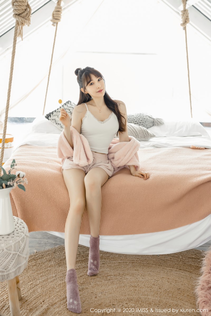 [IMISS爱蜜社] 2020.04.07 VOL.457 气质女神@Lynn刘奕宁 [52+1P／128.14 MB]