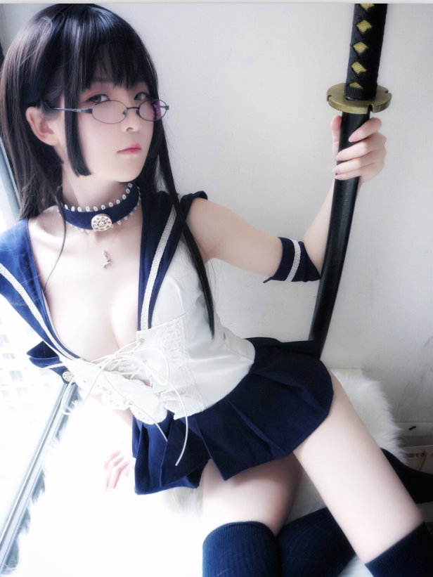一小央泽-武士刀与水手服