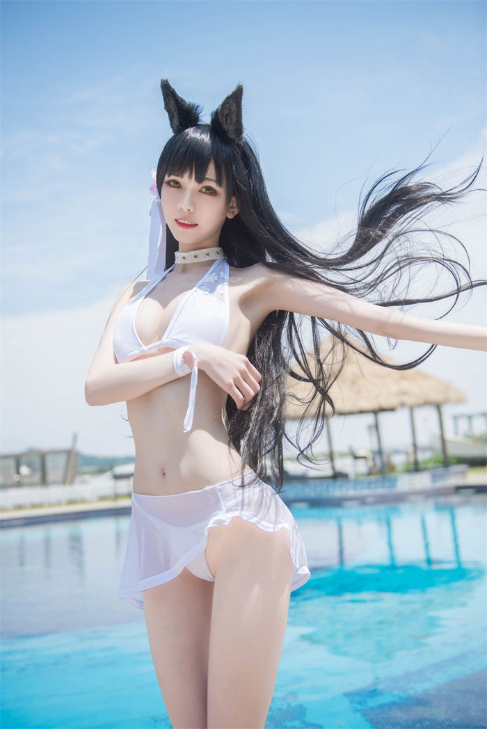 微博红人-动漫博主@你的负卿 爱党泳装 [18P/134MB]