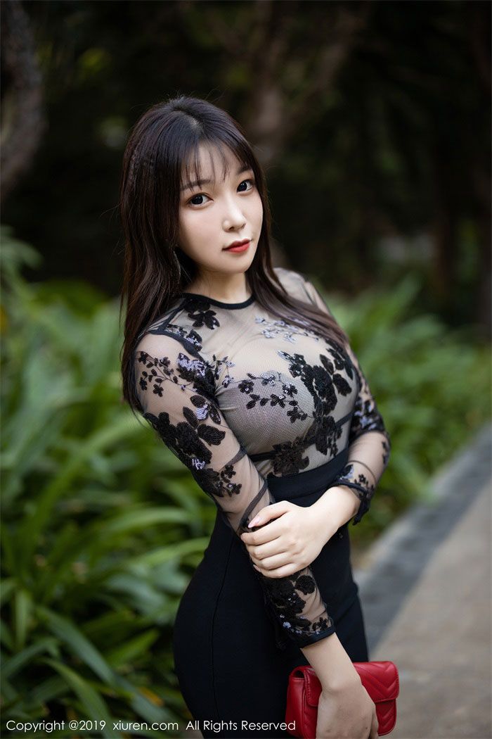 [XIUREN秀人网] 2019.11.18 No.1795 芝芝Booty [54P/224MB]
