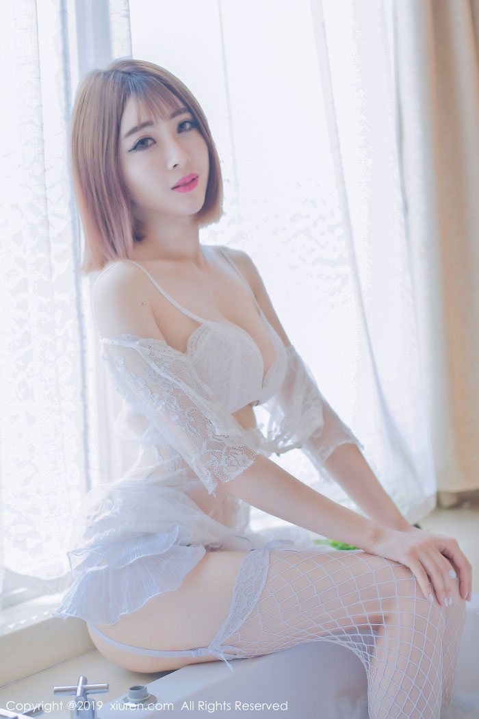 [XIUREN秀人网] 2019.04.19 No.1406 凌萍儿 [47P/108MB]