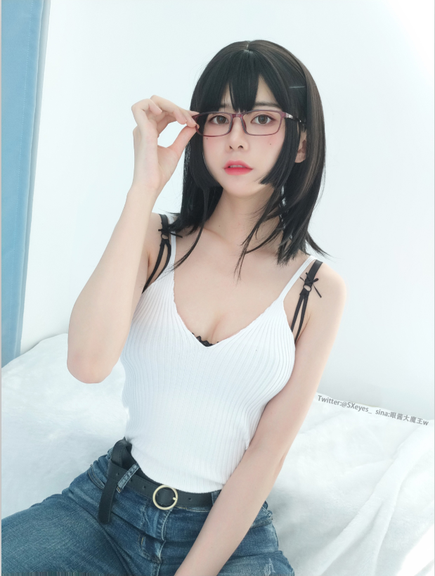 眼酱大魔王w NO.003 牛仔裤 [32P-117M]