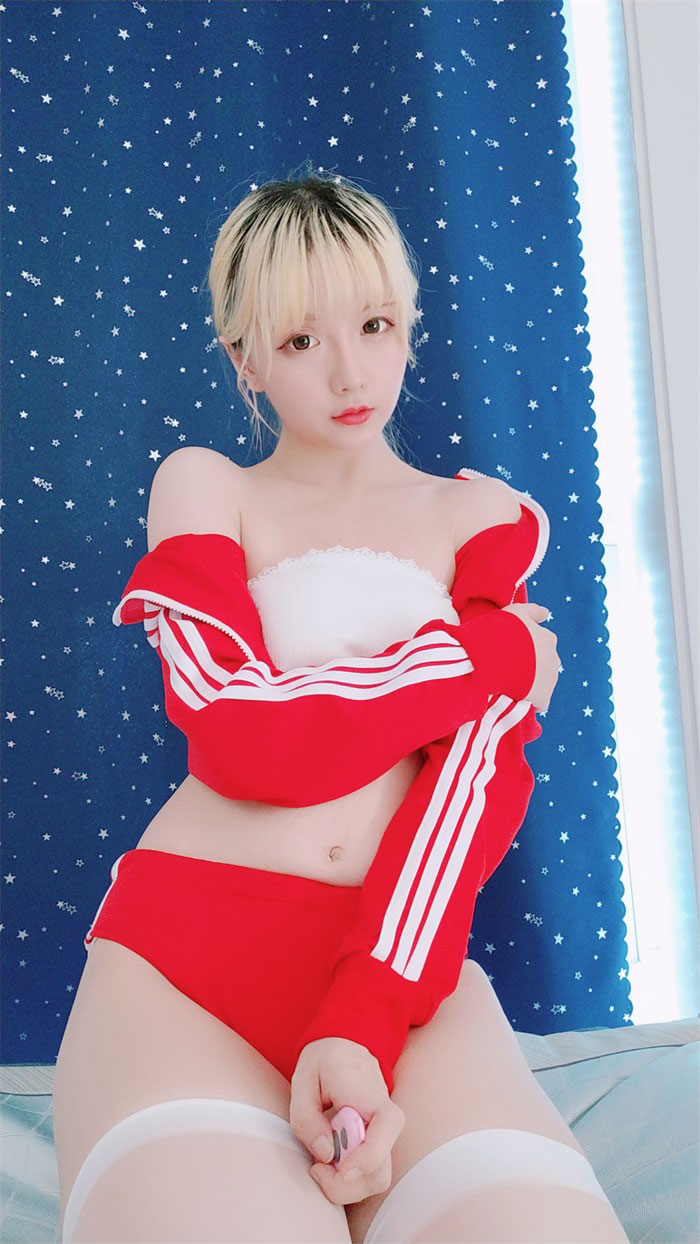 星之迟迟 定制 NO.002 6-21 红色体操服 [60P3V-688MB]