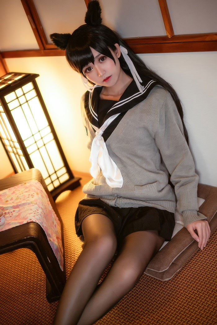 鳗鱼霏儿No.010 - 碧蓝航线-校服 [14P578MB]