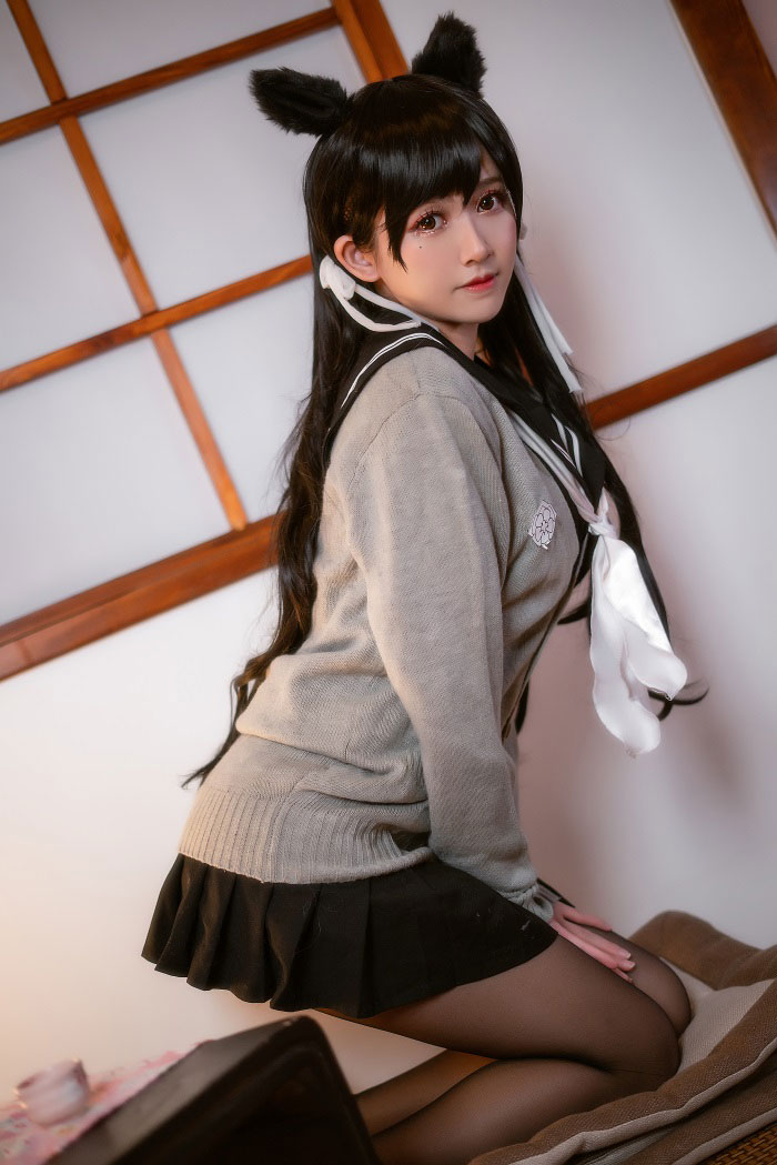 鳗鱼霏儿No.010 - 碧蓝航线-校服 [14P578MB]