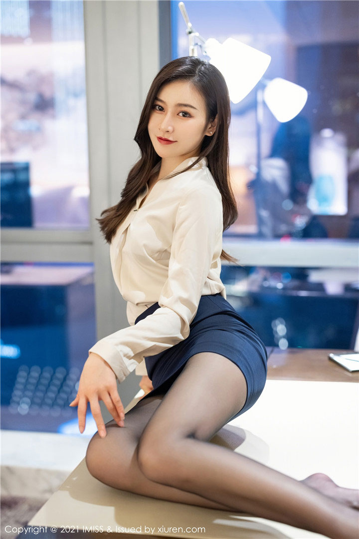 [IMISS爱蜜社] 2021.02.04 VOL.549 Vanessa 丝袜美腿写真 [53+1P460M]