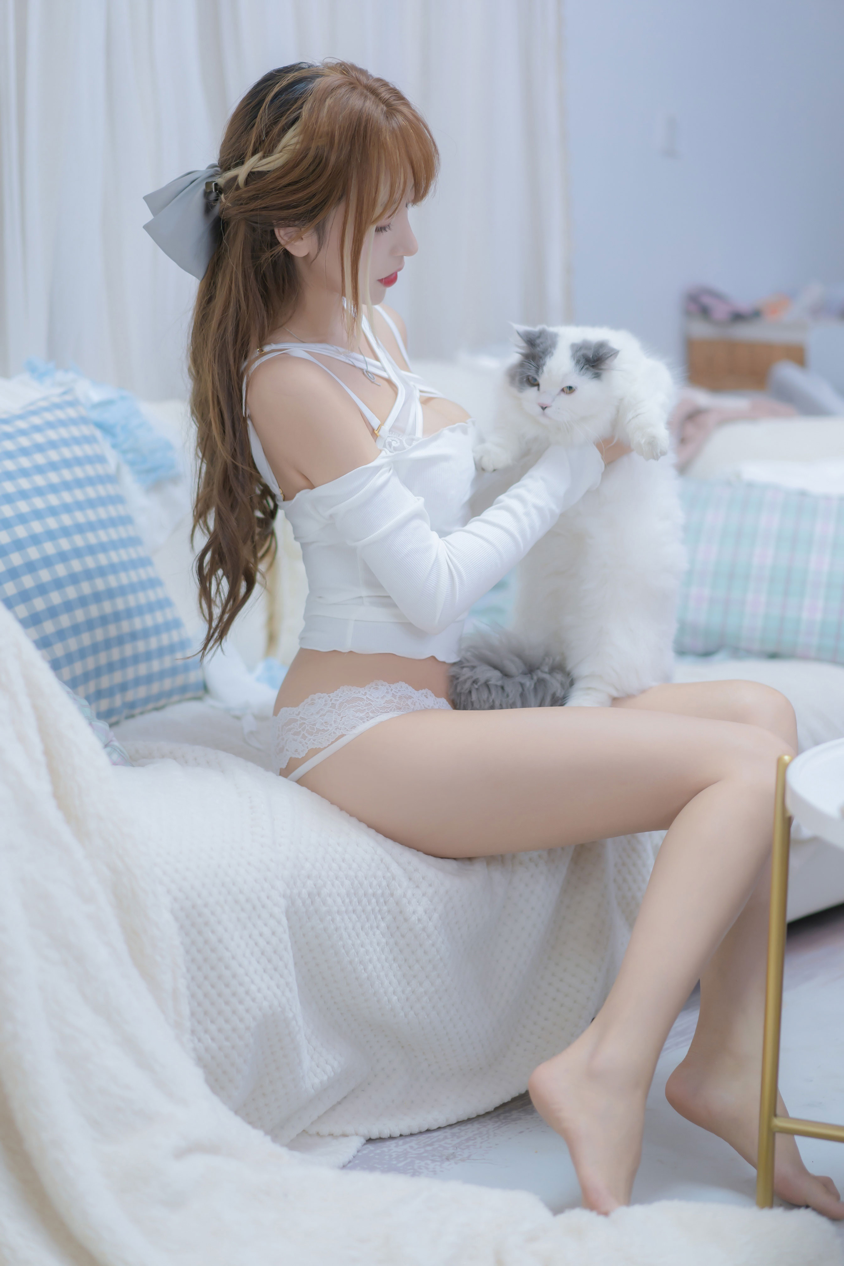 过期米线线喵 – 我和猫[90P-114MB]