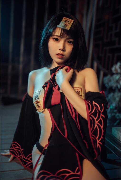 七月喵子  - NO.01 小僵尸 [22P-179MB]
