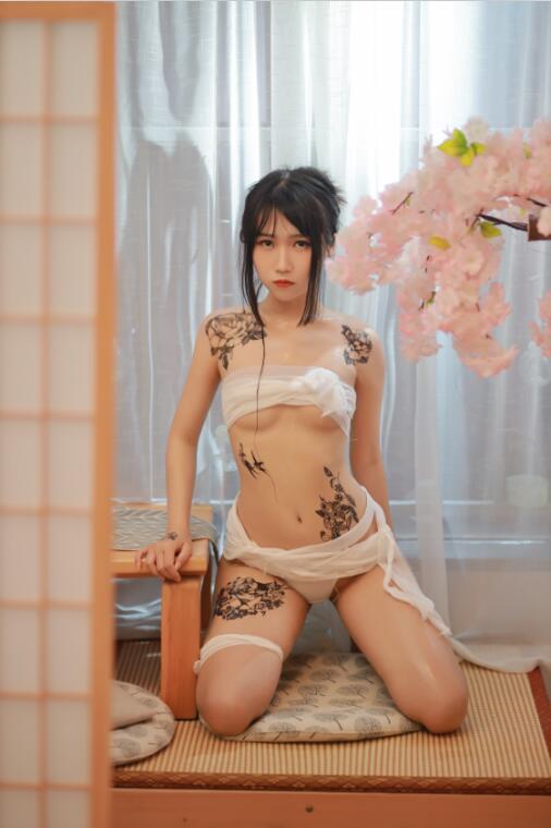 不呆猫 - NO.18 绷带 [32P1V-433MB]