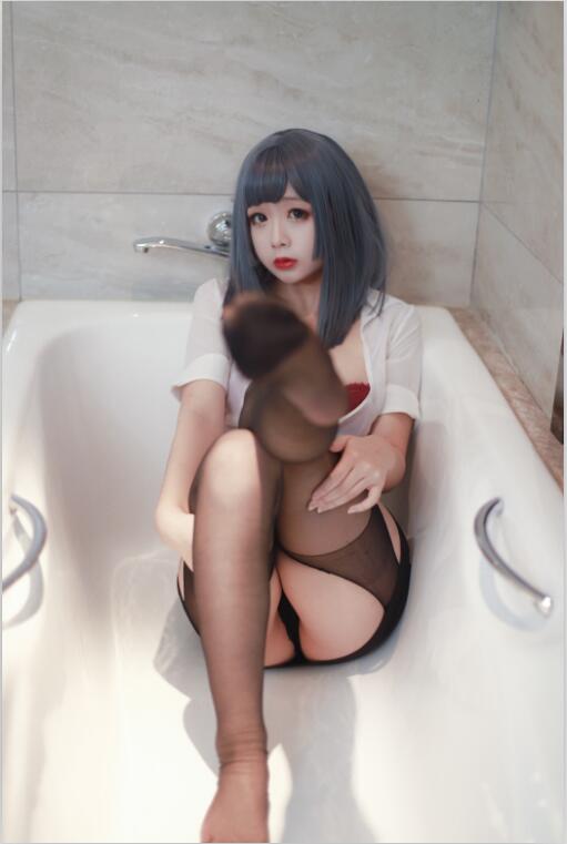 日奈娇 - NO.12 浴室OL [41P-356MB]
