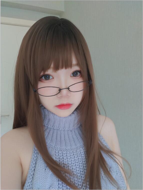 雪晴Astra - 自撮りVol.23 黑丝漏背毛衣 [155P19V-1.51GB]
