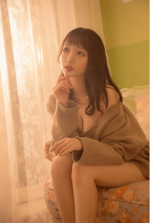 周叽是可爱兔兔 - NO.03 复古毛衣[19P-162MB]