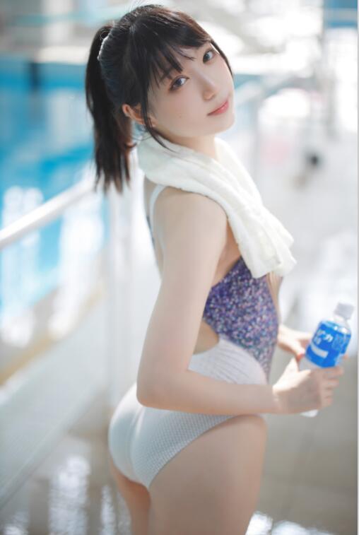 周叽是可爱兔兔 - NO.05 竞泳 [36P3V-627MB]