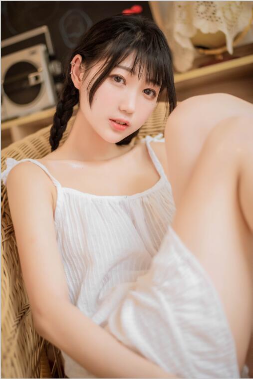 周叽是可爱兔兔 - NO.29 盛夏 [19P-94MB]