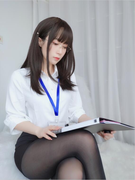 白银81 - NO.49 制服 [125P8V-1.1GB]