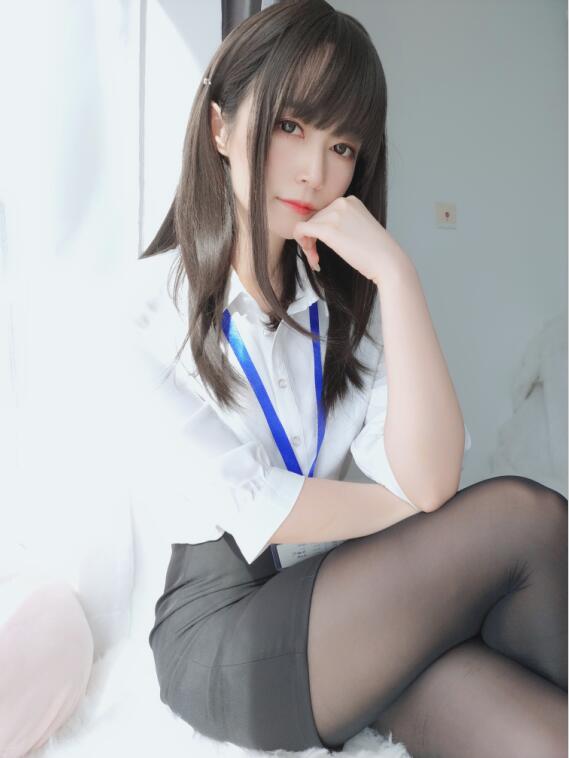 白银81 - NO.49 制服 [125P8V-1.1GB]