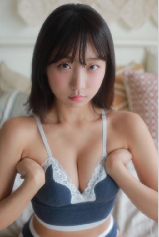 Eunji Pyo - NO.04 Eunji's Digital Photobook_02 [129P-950MB]