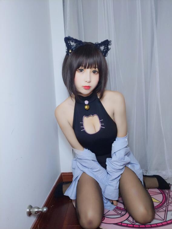小酥酱 - NO.07 露背猫咪 [6P2V-94MB]