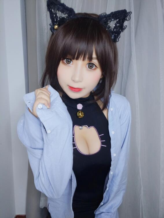 小酥酱 - NO.07 露背猫咪 [6P2V-94MB]
