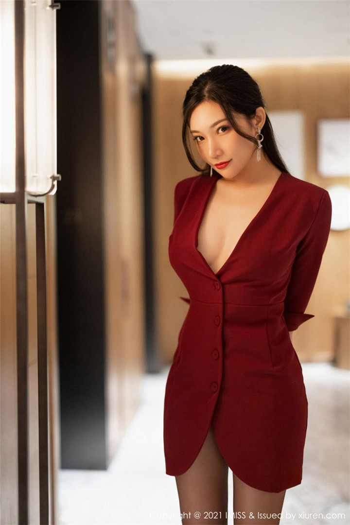 [IMISS爱蜜社] 2021.06.02 VOL.598 小狐狸Kathryn 魅惑黑丝性感写真 [68+1P]