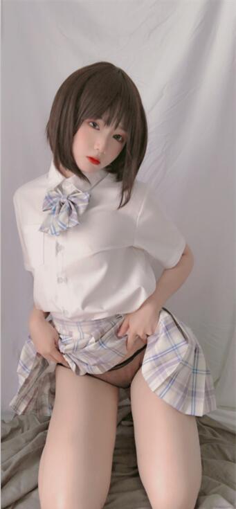 是青水 - NO.12 学妹jk自拍[33P-12MB]