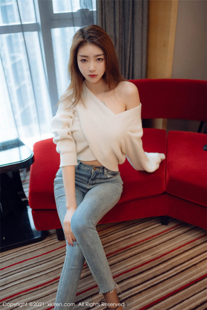 [XiuRen秀人网] 2021.06.02 No.3493 可乐Vicky 最新性感写真 [33+1P]