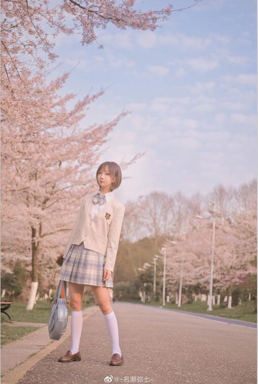 名濑弥七 - NO.03 樱花 [14P-83MB]