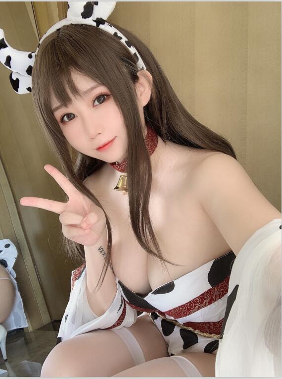 是依酱吖 - NO.43 牛牛和服 [34P2V-120MB]