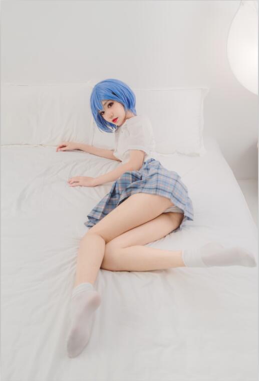 南桃Momoko NO.36 绫波丽制服，福利向 [23P-18MB]