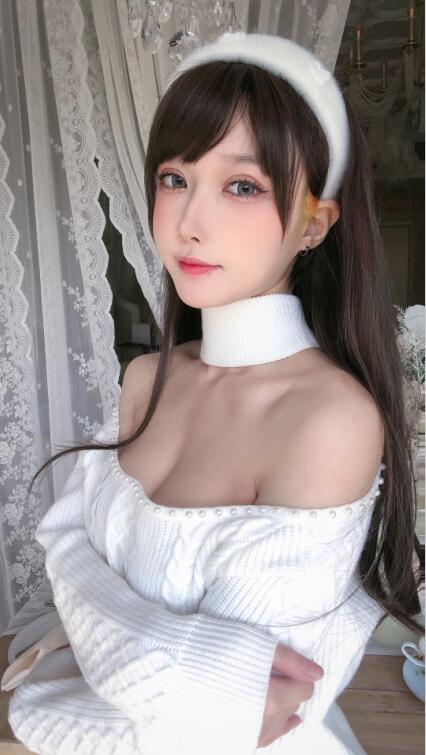 阿包也是兔娘 - NO.37 纯欲女友 [34P-93MB]