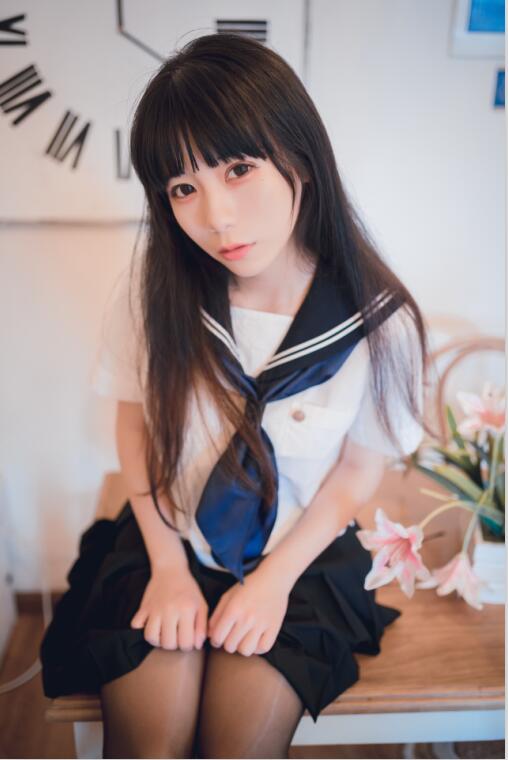 usejan(蓝蓝) - NO.05 私语 [50P-107MB]