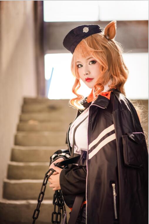二一不是二一NO.005-明日方舟 COS 美少女 诗怀雅 8P25M