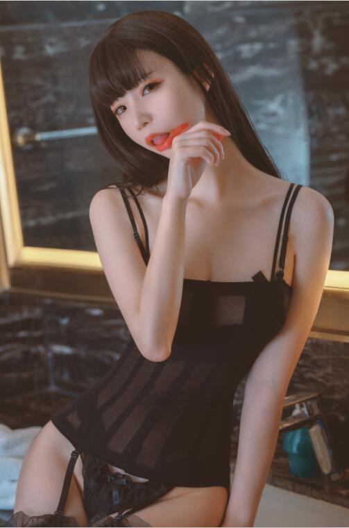 NO.39 爱老师_PhD-叉子的内衣 [20P-155MB]