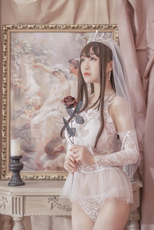 脱尾巴Mizuki - NO.01 婚纱 [30P-313MB]
