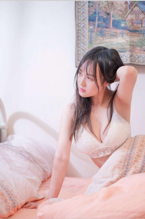 脱尾巴Mizuki - NO.02 轻私房 [20P1V-351MB]