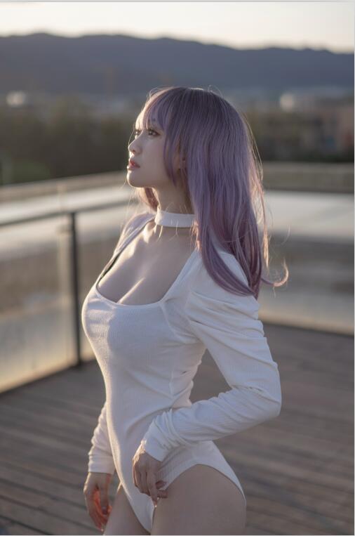 脱尾巴Mizuki - NO.05 天台2 [43P-121MB]