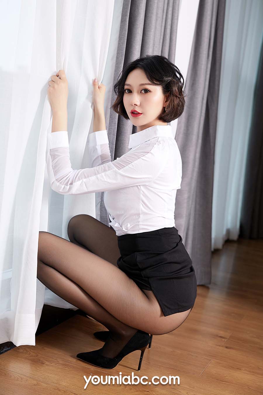 [YouMi尤蜜]2019.08.21 上瘾上司 艺轩