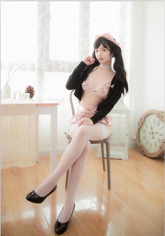 雯妹不讲道理 - NO.007 520情人节特辑 [31P-356MB]