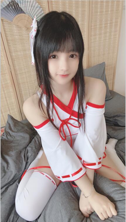 桜井宁宁 NO.001 女巫 [64P2V-155MB]