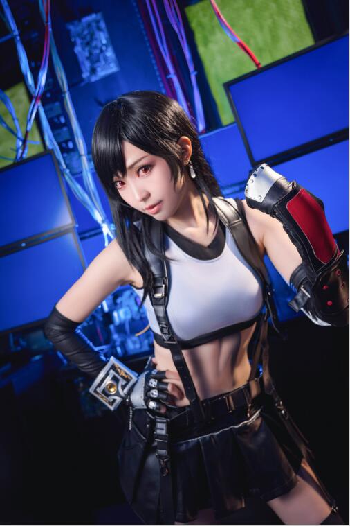 ElyEE子 - NO.67 蒂法写真 [74P