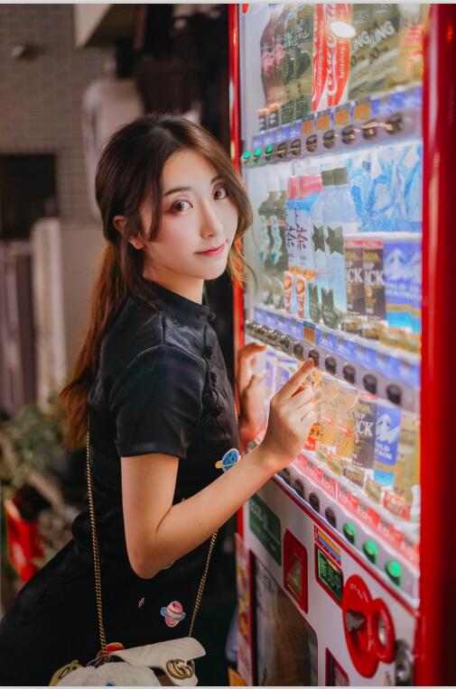 黑川 NO.36 真爱版日本旅拍 - 旗袍11p