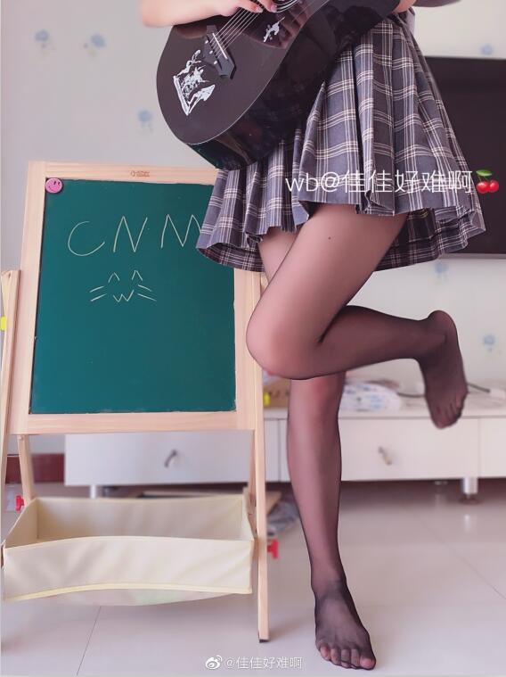 佳佳好难啊 -   VOL.21 我妹妹拍的 4p