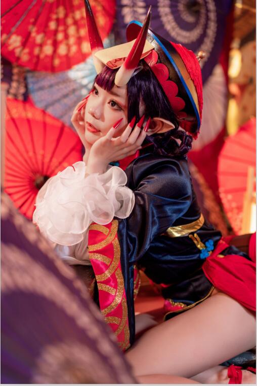 王胖胖u – VOL.07 fate酒吞僵尸童子 [15P