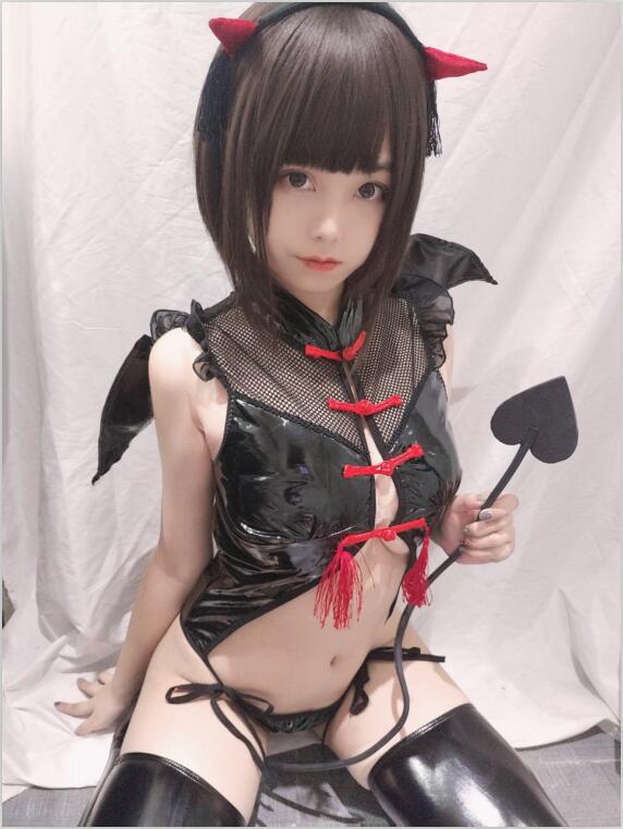 蜜汁猫裘 NO.023 小恶魔自拍 [28P