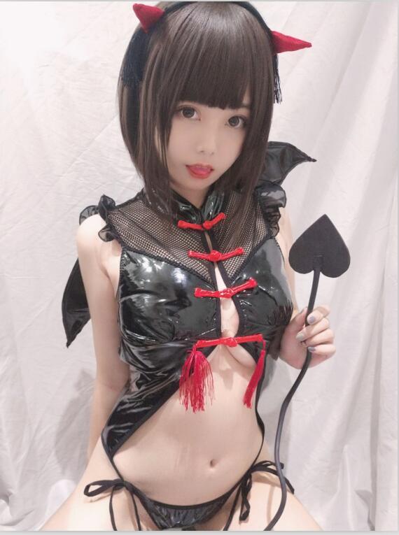 蜜汁猫裘 NO.023 小恶魔自拍 [28P