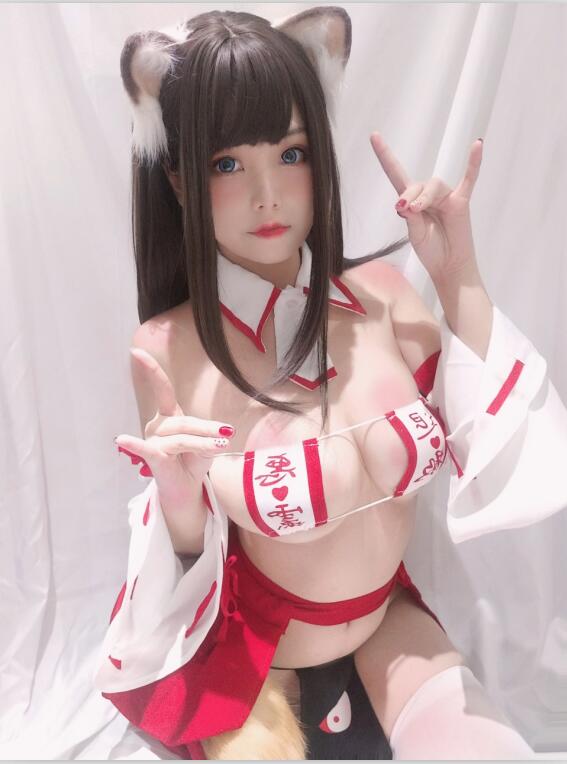 蜜汁猫裘 NO.033 巫女小狐狸 [22P