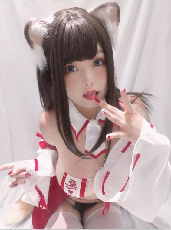 蜜汁猫裘 NO.033 巫女小狐狸 [22P