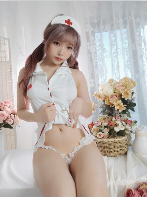 雯妹不讲道理 – NO.090 护士 [44P2V