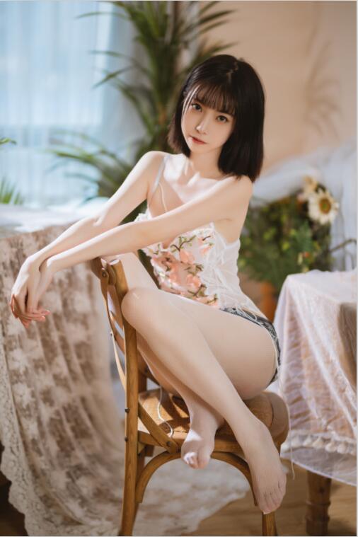 许岚LAN – NO.05 纯欲牛仔短裤 40p
