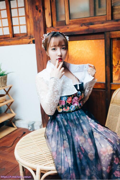 Son Ye-Eun (손예은) NO.36 [Loozy] GISHENG 妓生 - Son Ye-Eun (손예은) [73P
